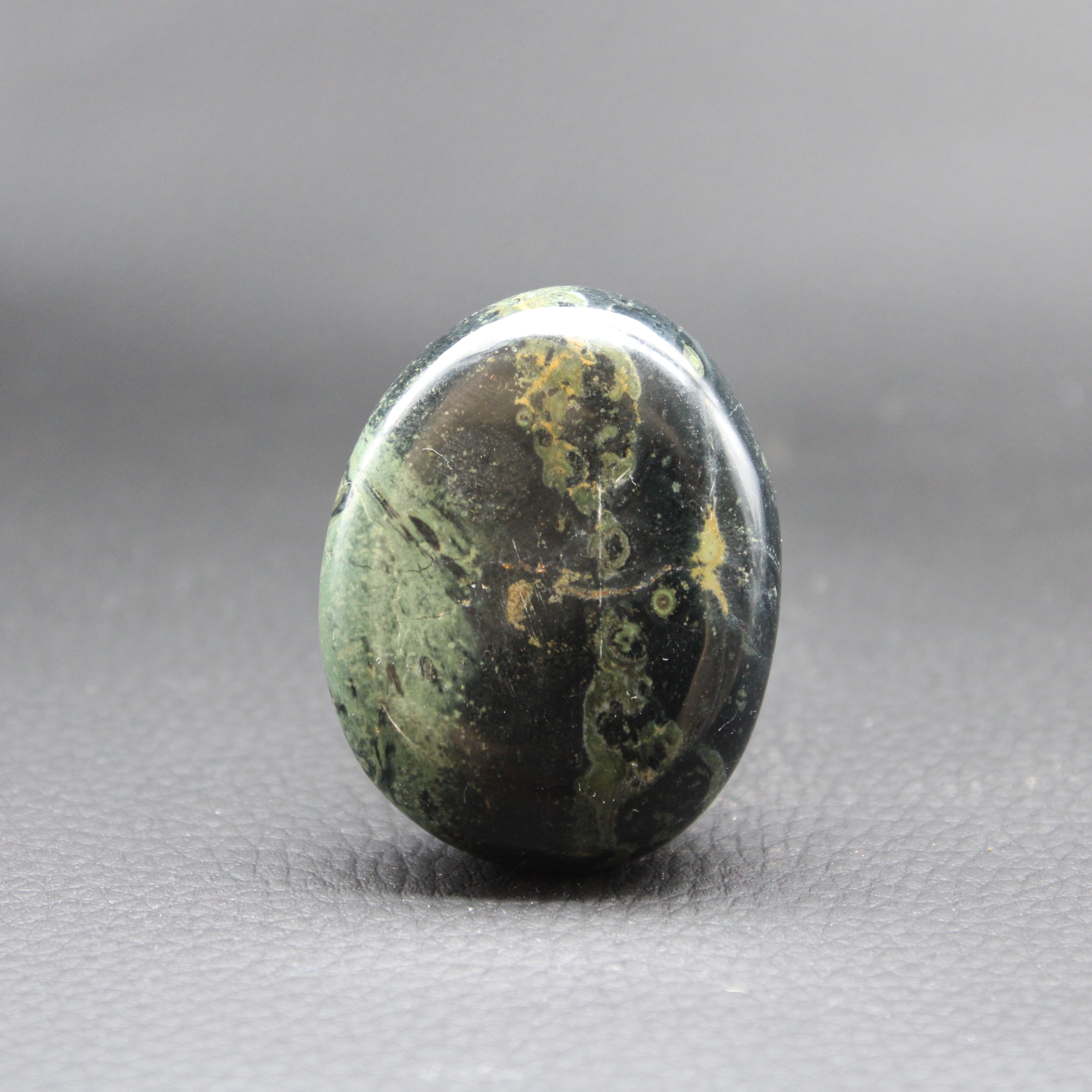 Galet Jaspe Kambaba de Madagascar