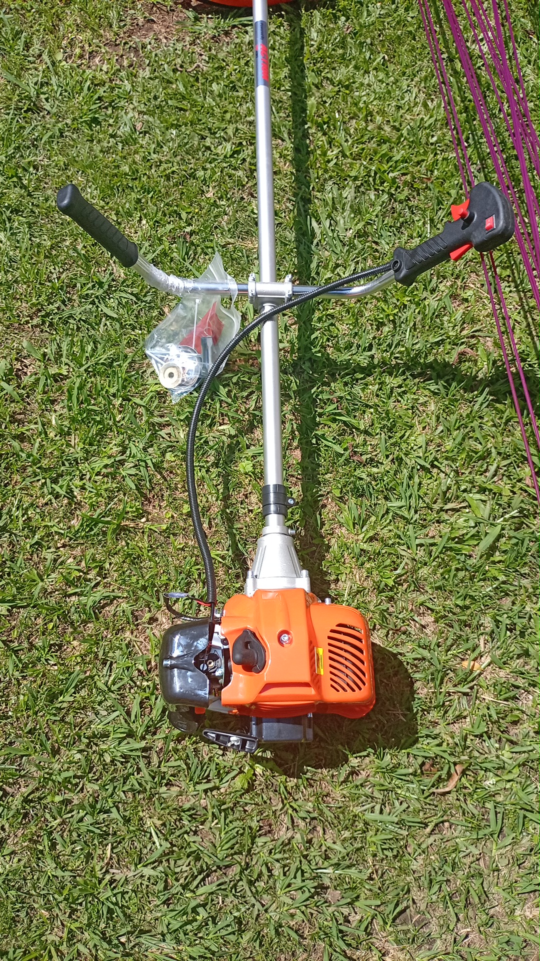 ACTION TB43 BRUSH CUTTER