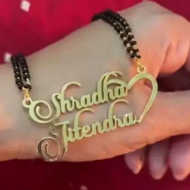 Personalized Gold-Plated Name necklace