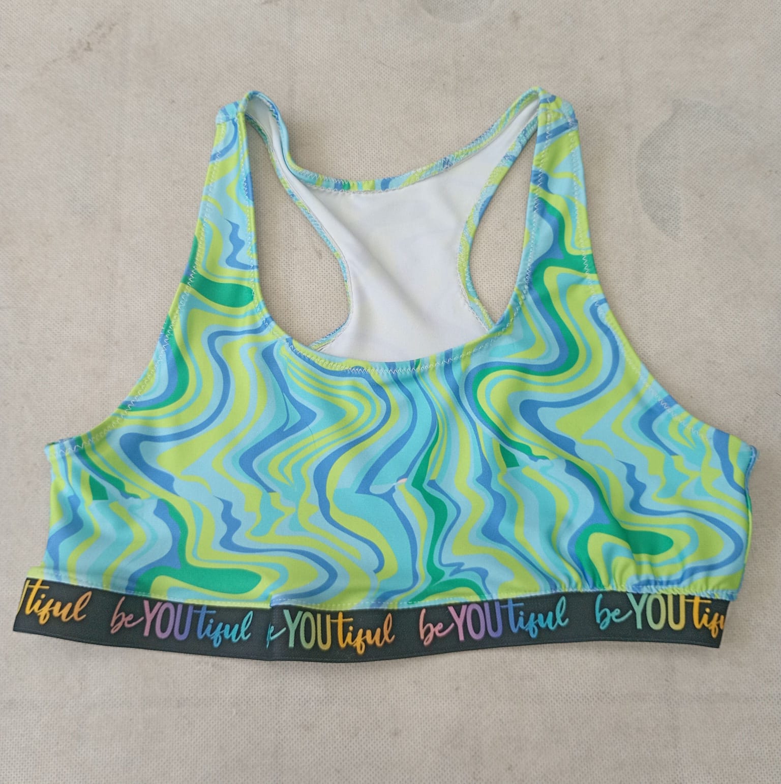 Top deportivo psicodélico