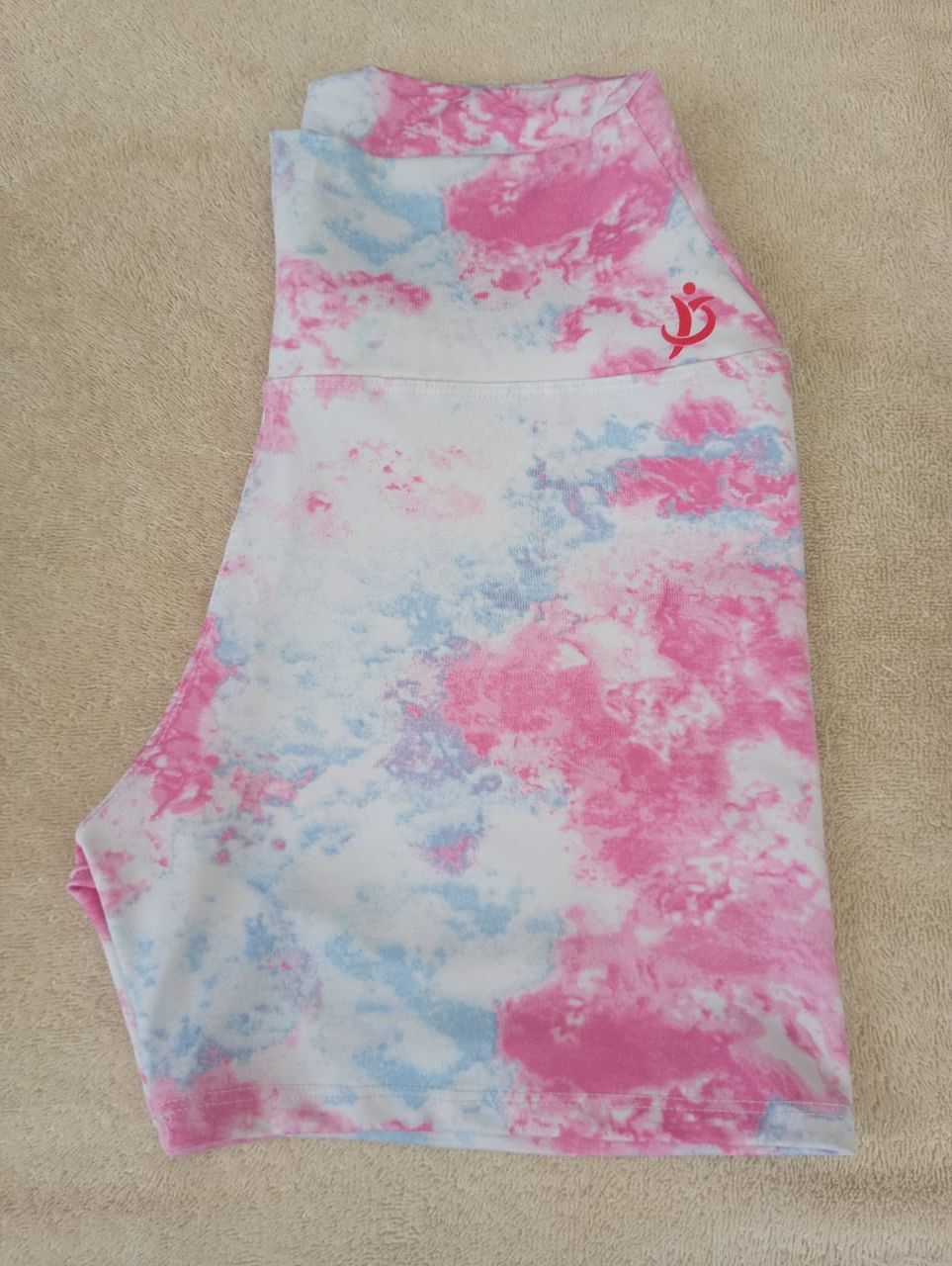 Short deportivo rosa celeste