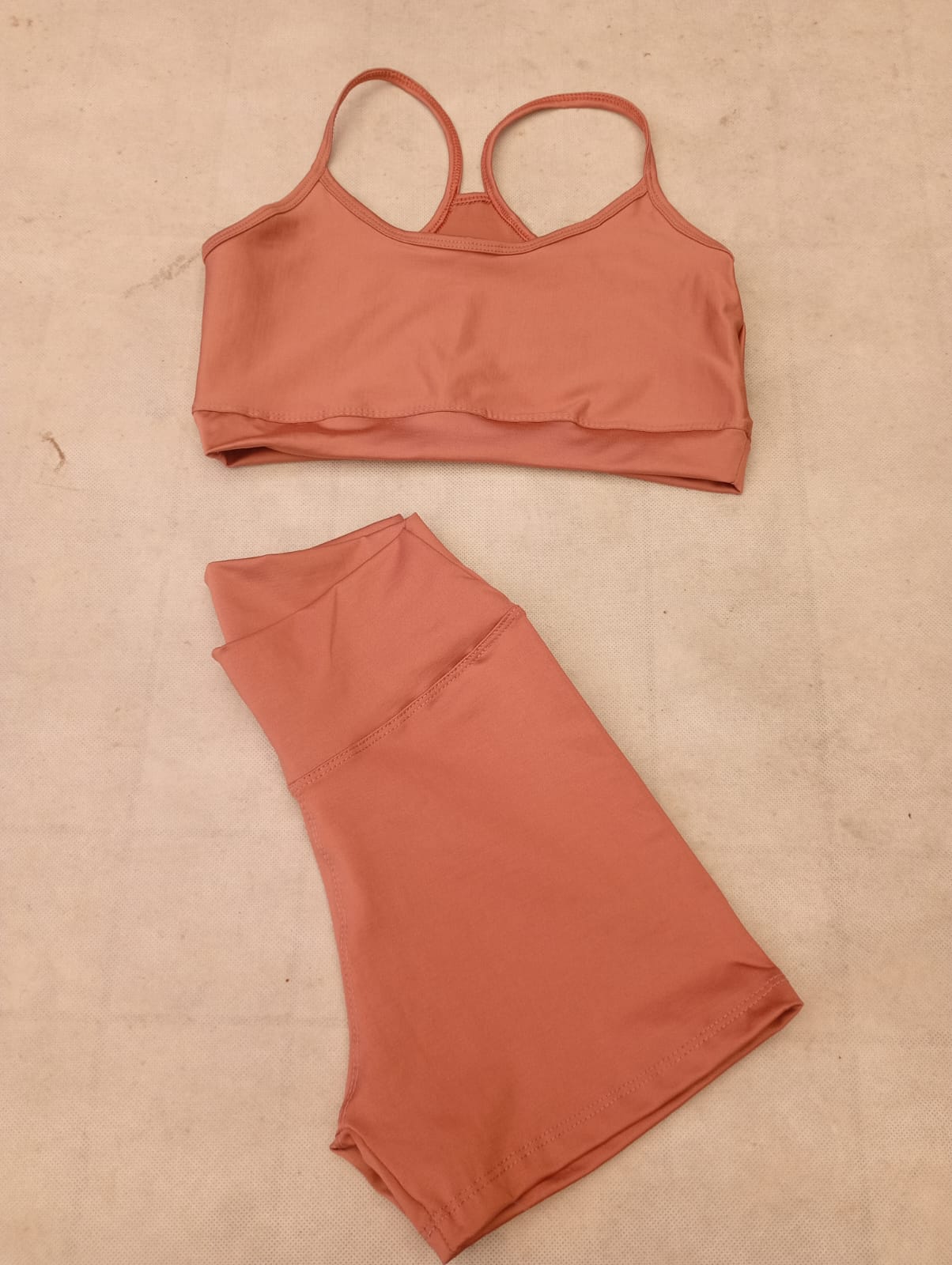 Conjunto top short salmón