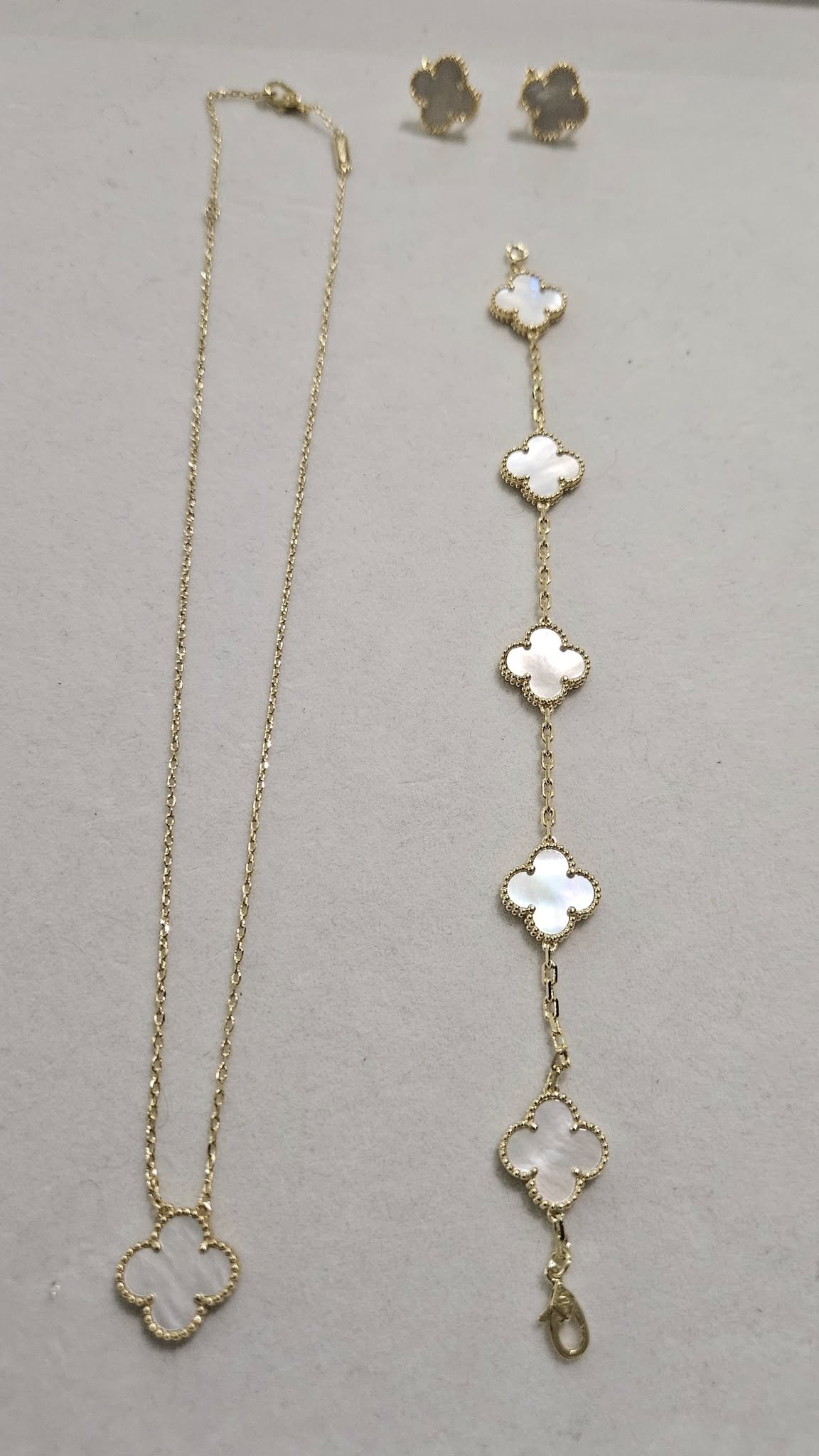 Mother of Pearl Clover Jewelry Set
