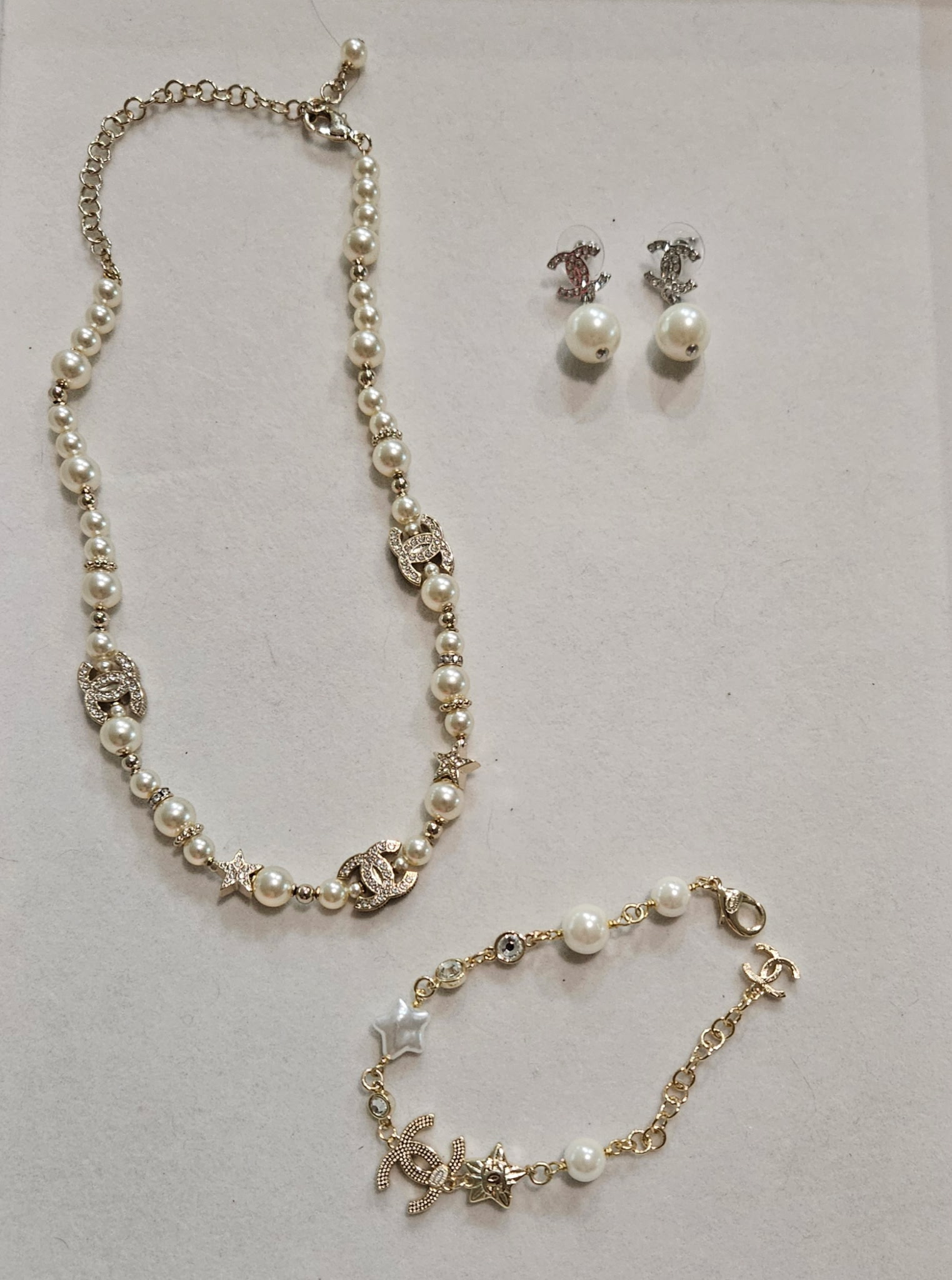 Elegant Pearl Jewelry Set
