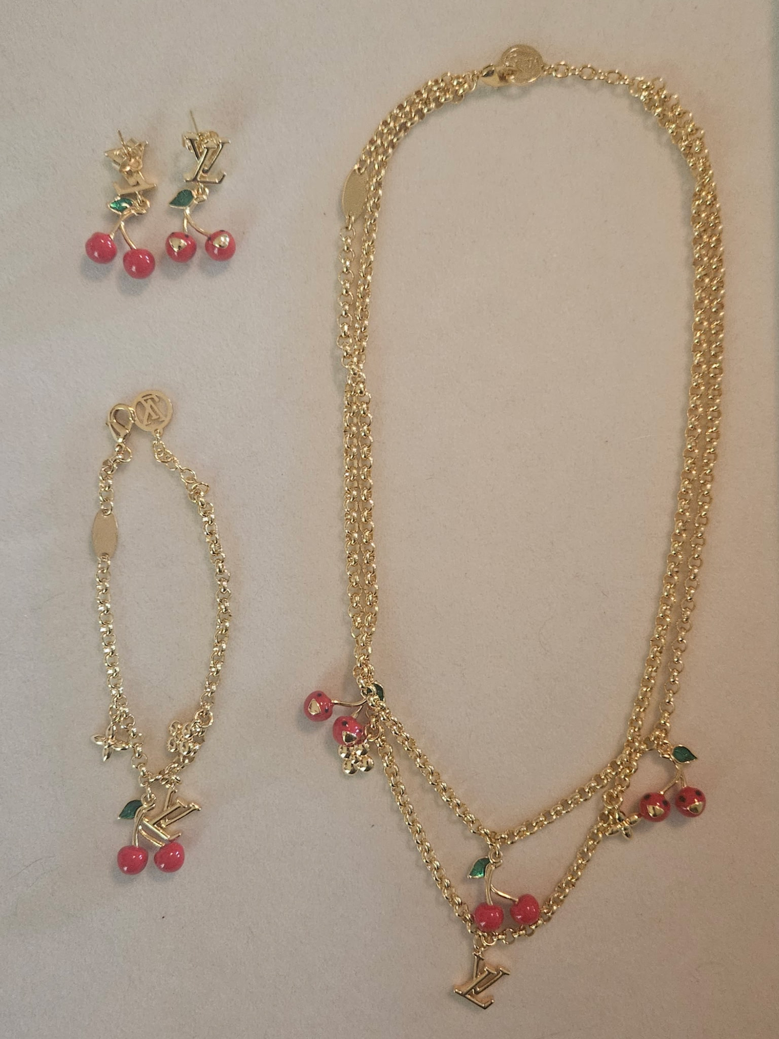 LV Cherry Jewelry Set
