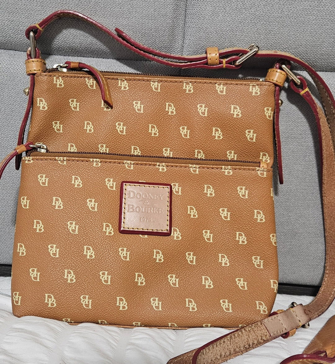 Dooney & Bourke Crossbody Bag