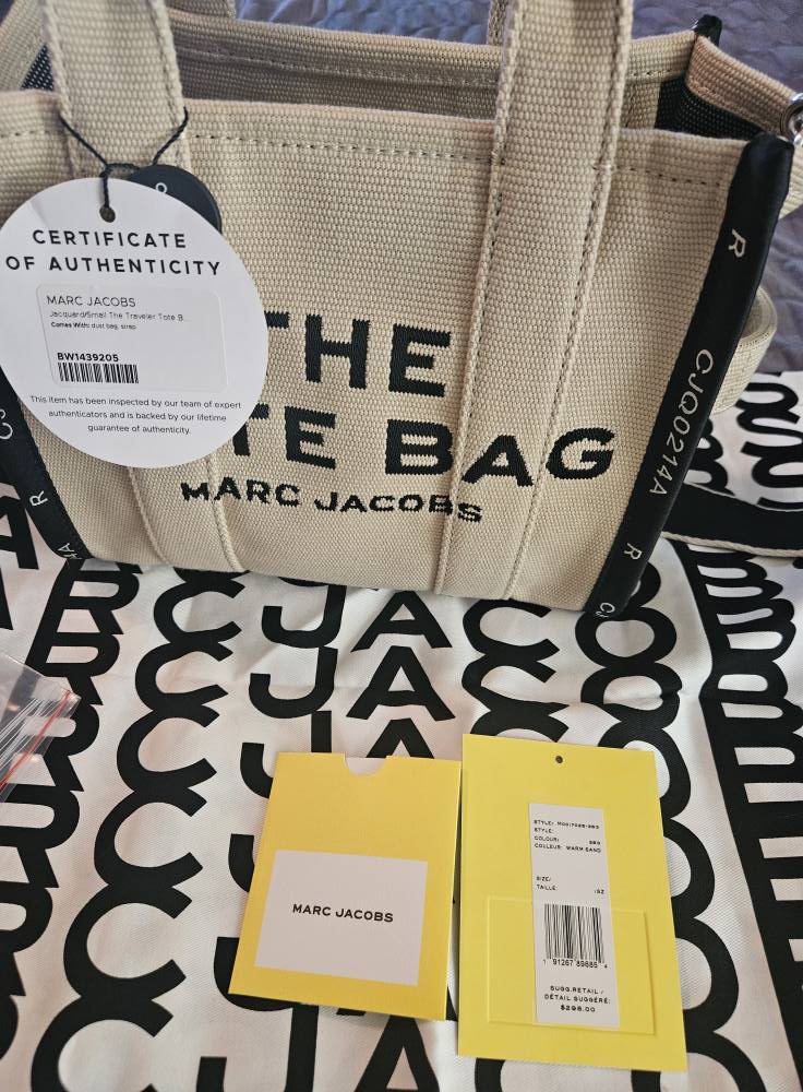 Marc Jacobs The Tote Bag