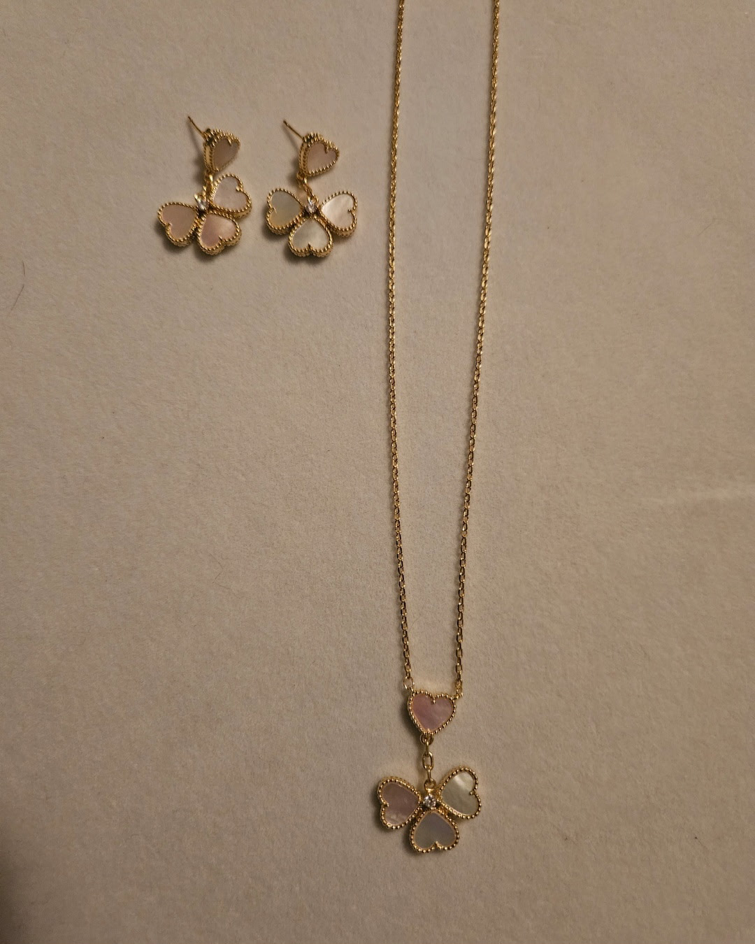 Gold Clover Jewelry Set
