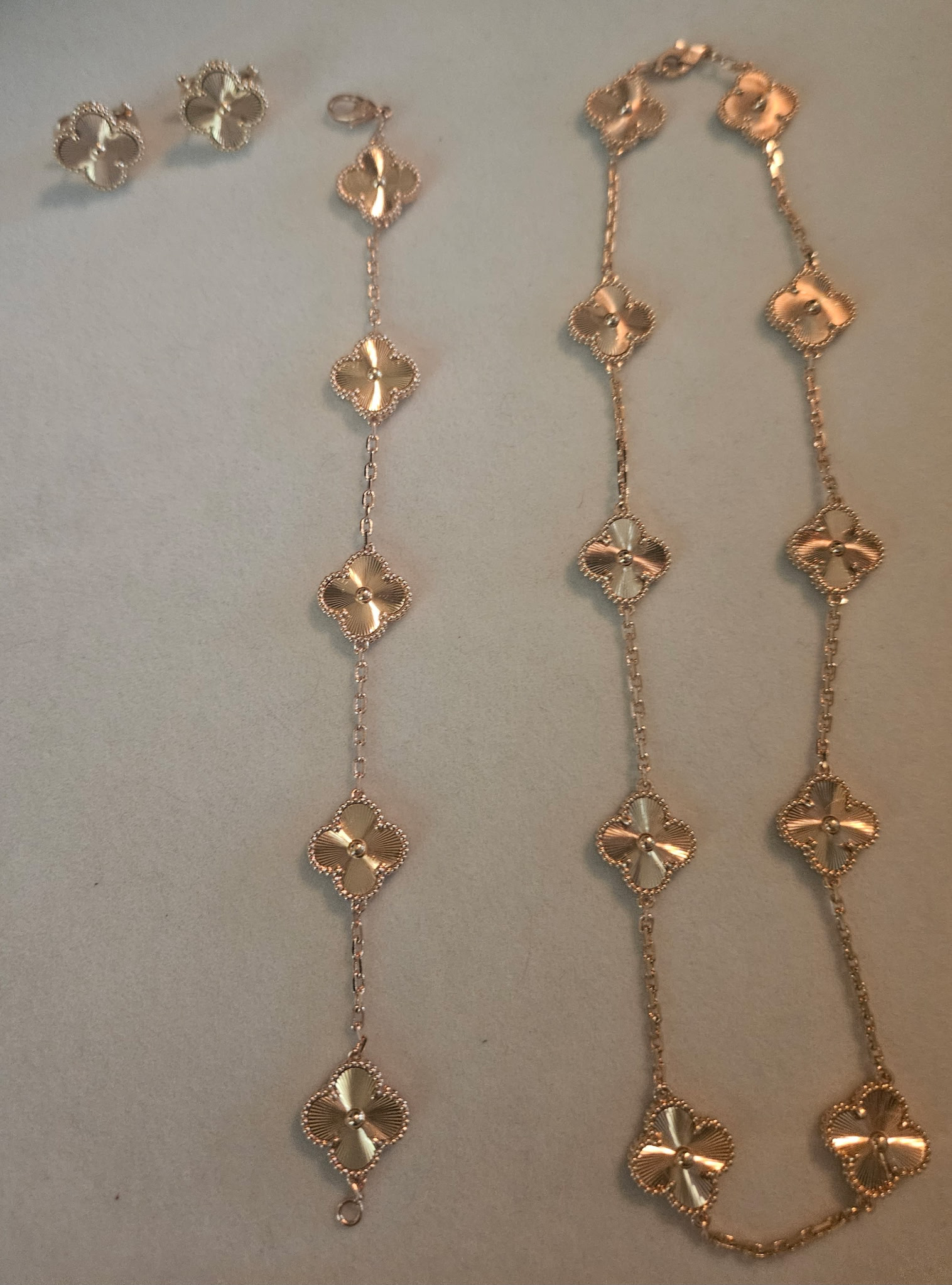 Gold Clover Jewelry Set