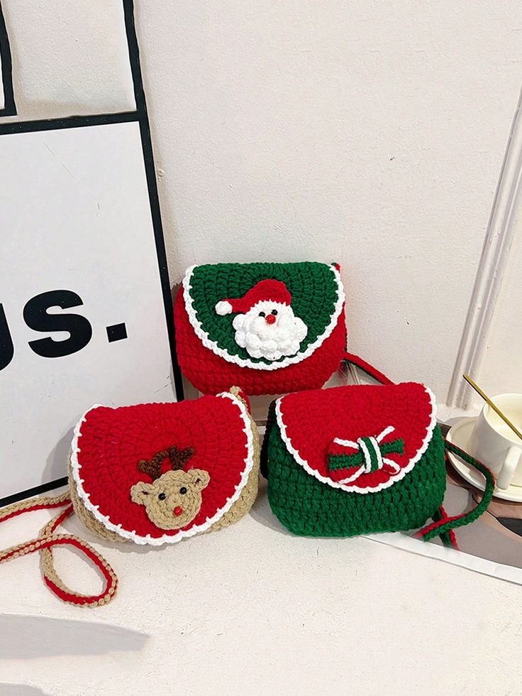 Christmas-themed Crochet Handbag