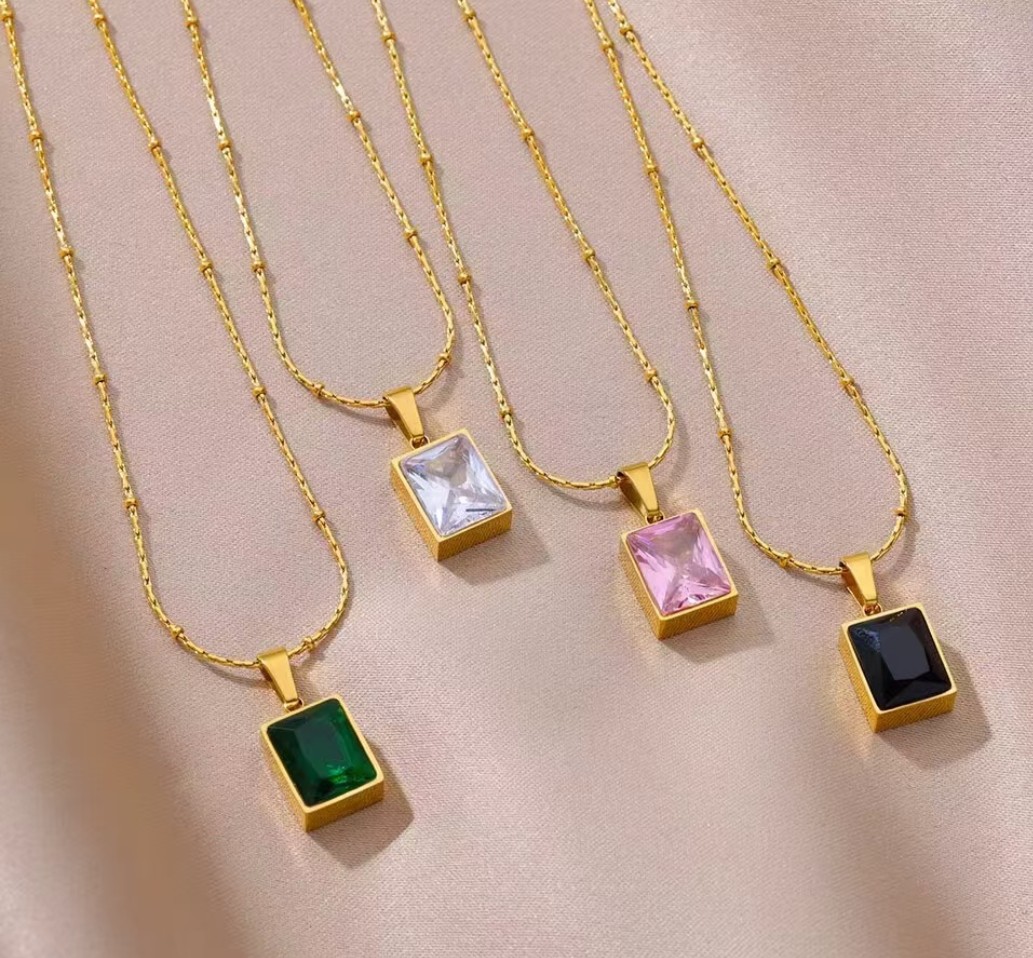 Elegant Gemstone Pendant Necklace