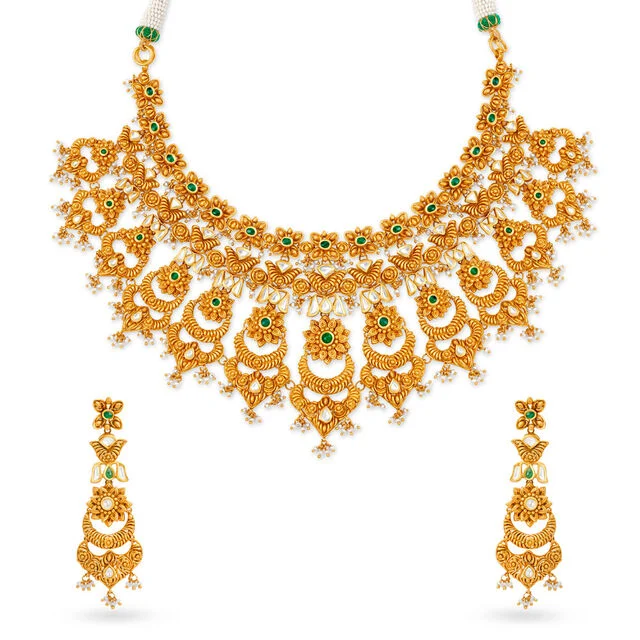 Traditional Gold Necklace and Earring Set