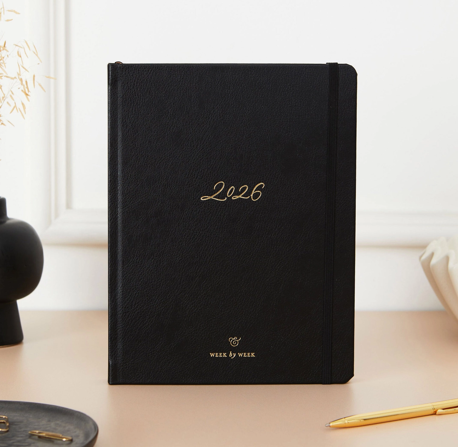 2026 Black Weekly Planner