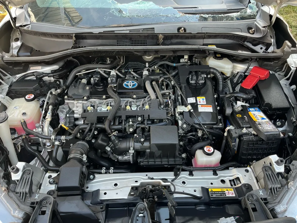 Sucata Toyota Corolla Cross 1.8 Hybrid 2022