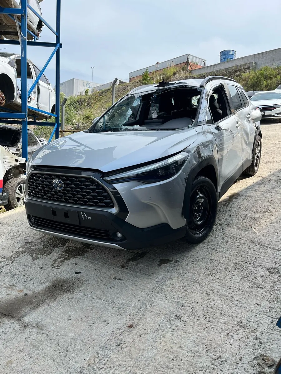 Sucata Toyota Corolla Cross 1.8 Hybrid 2022