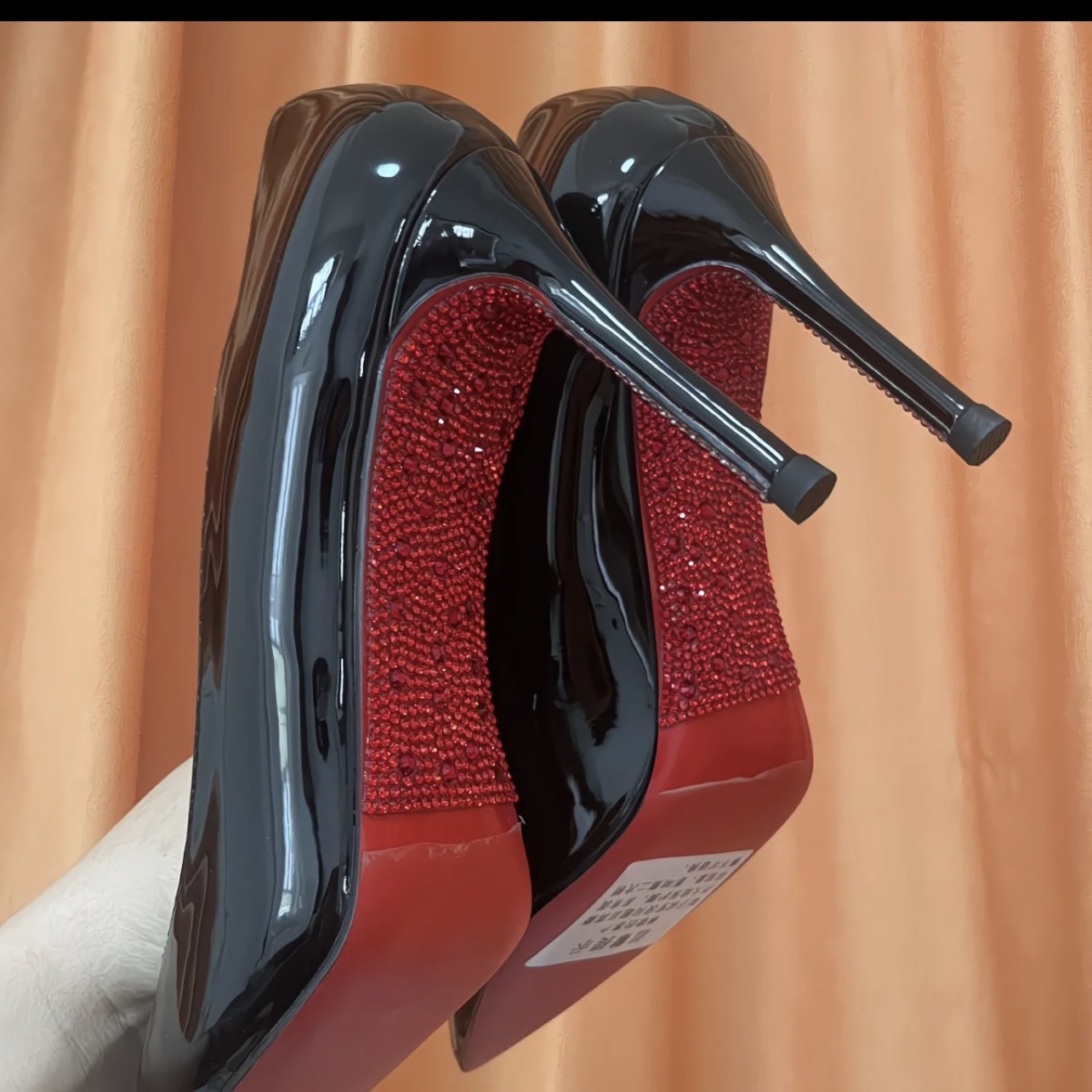 Escarpins à talons hauts