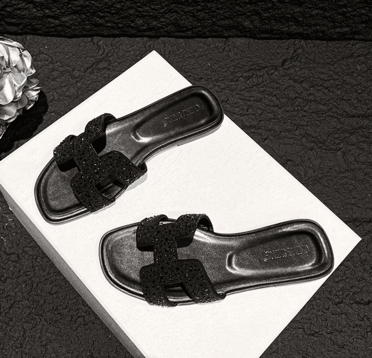 Sandales Hermès élégantes