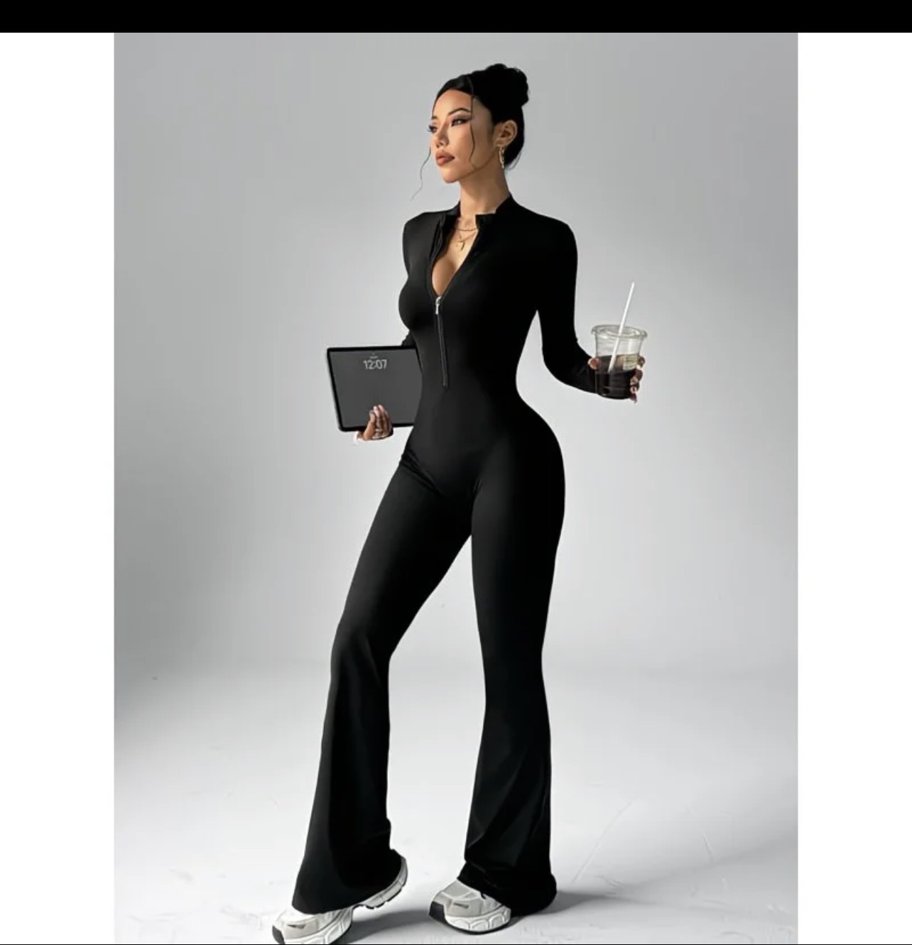 Combinaison noire élégante