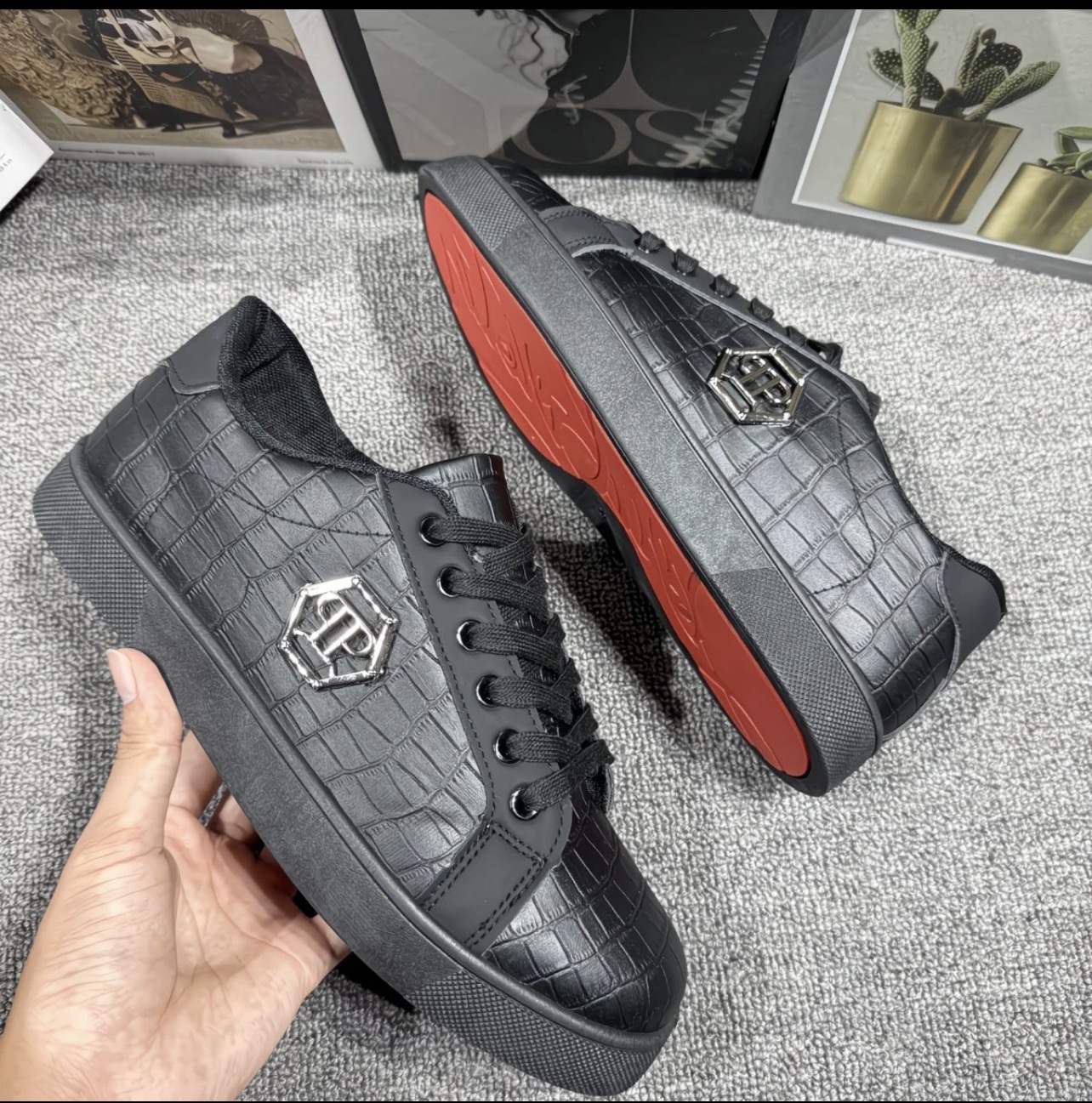 Baskets en cuir noir