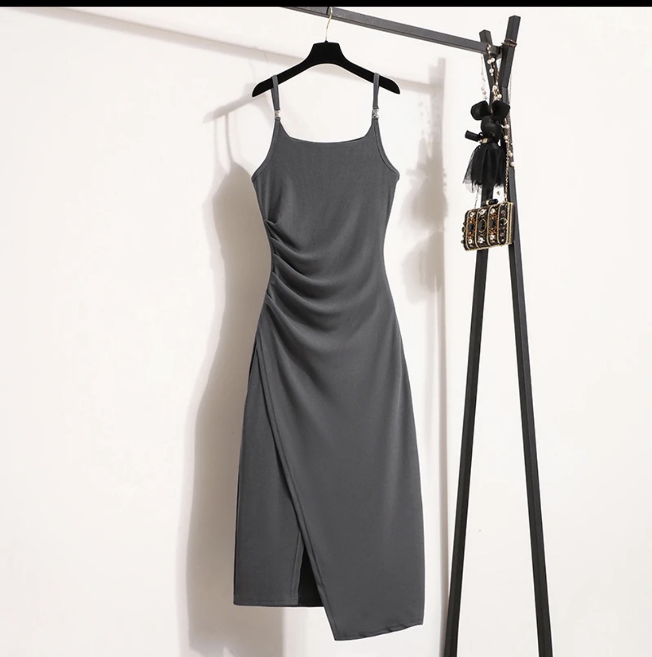 Robe élégante noire