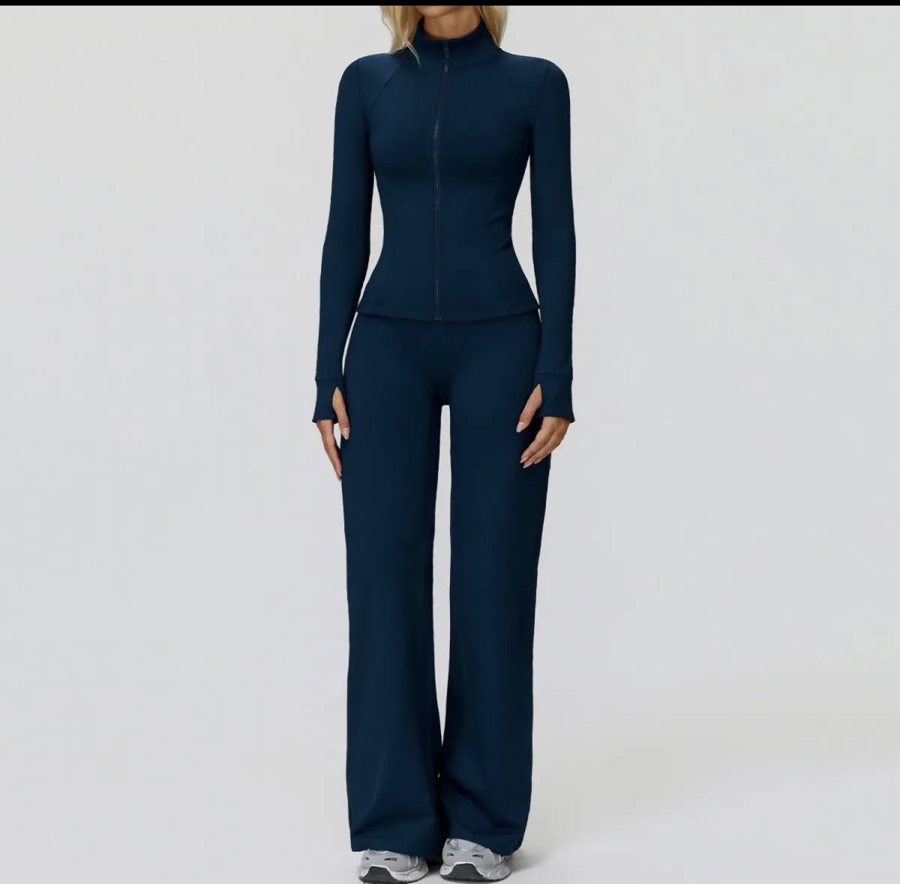 Ensemble de vêtements de sport rose pâle