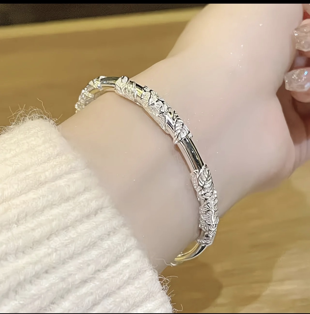 Bracelet argenté élégant