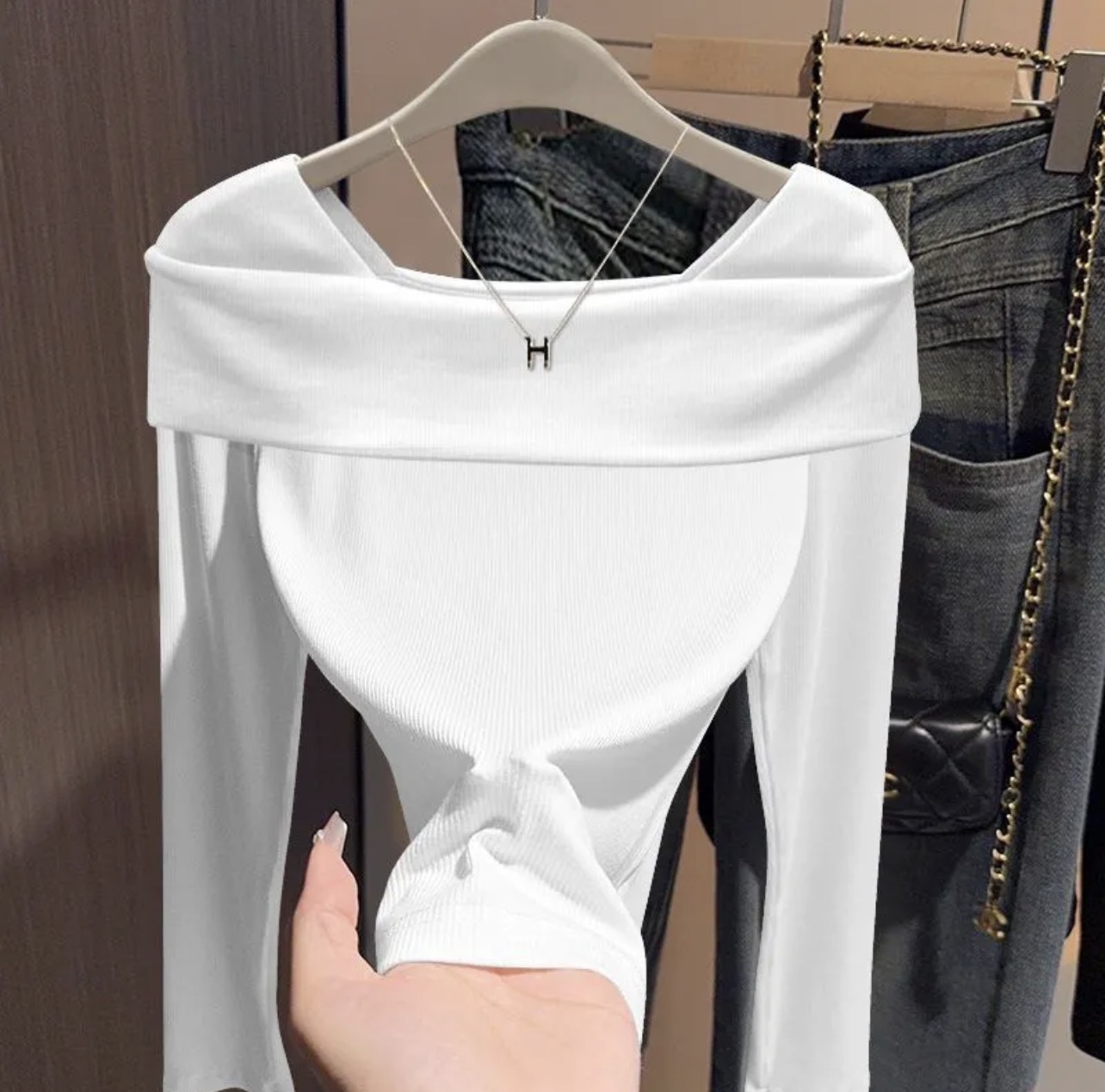 Haut à épaules dénudées 