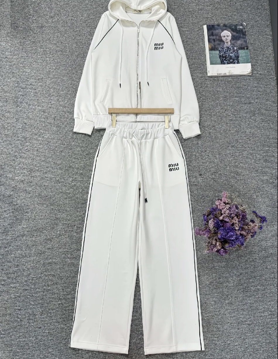 Ensemble de survêtement Miu Miu