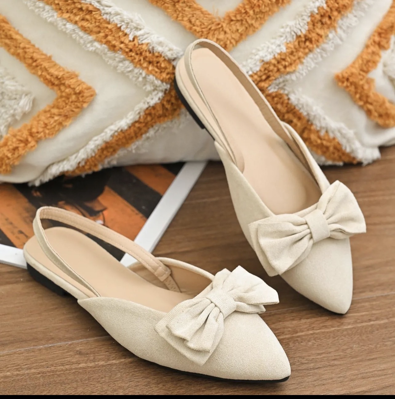 Chaussures à bride arrière