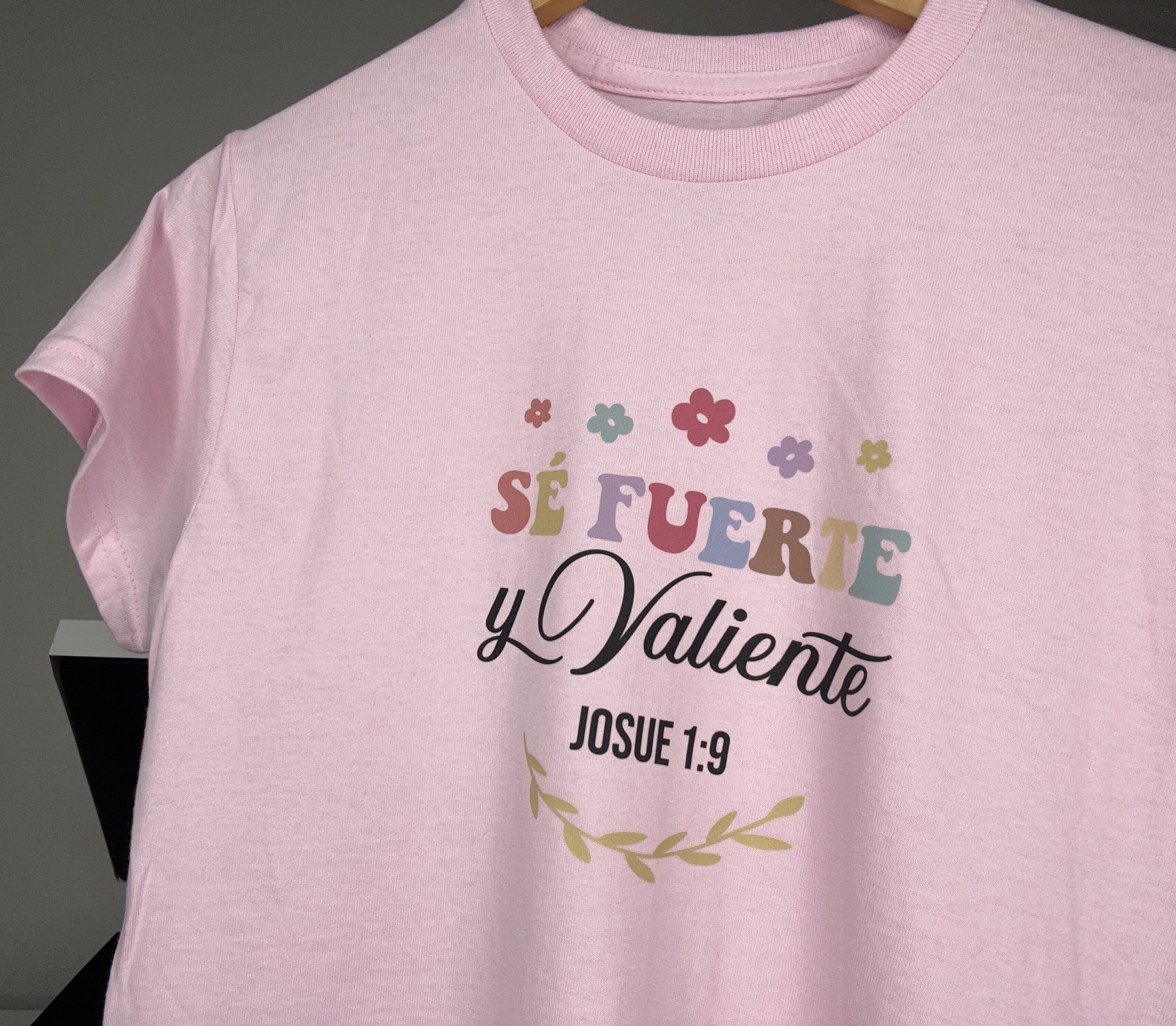 Camiseta Cristiana Fuerte y Valiente Talla -S