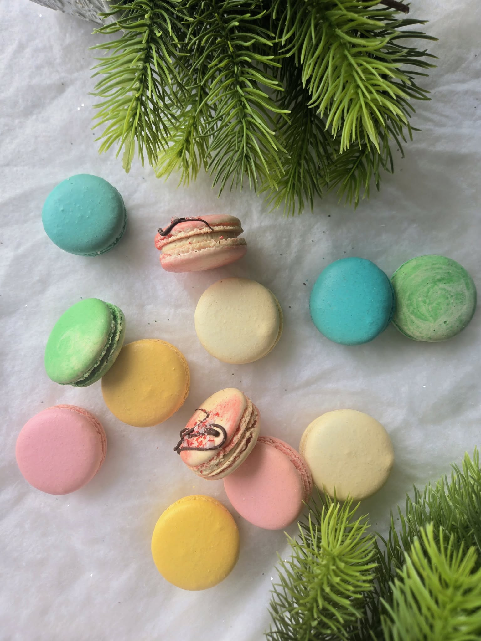 Assorted Christmas Dozen