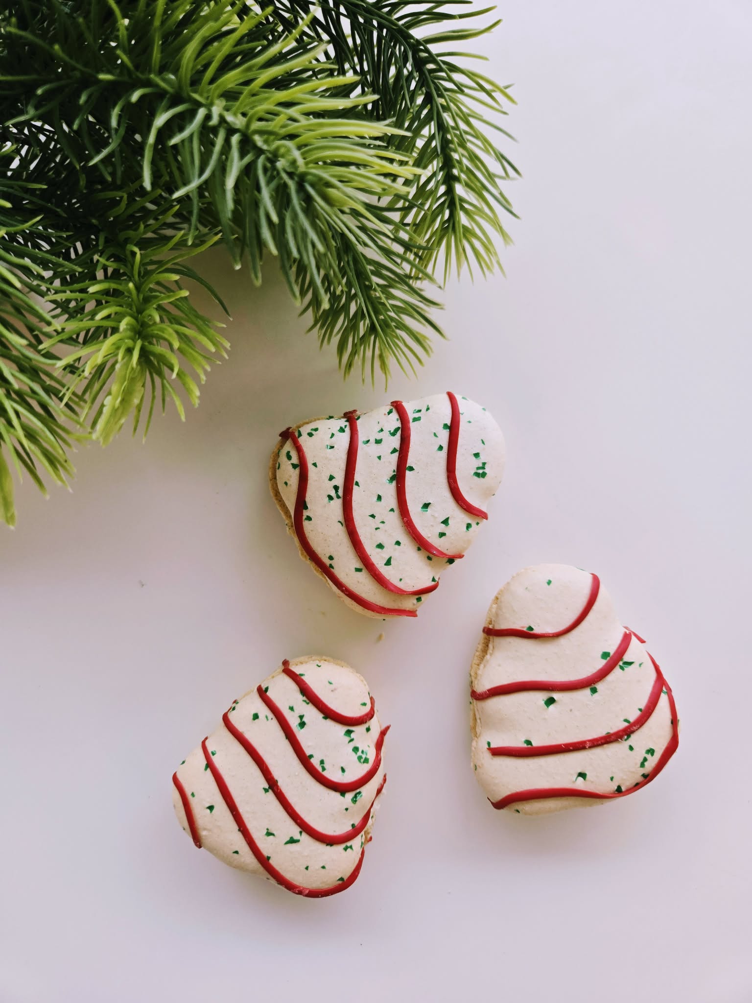 Christmas Tree macarons
