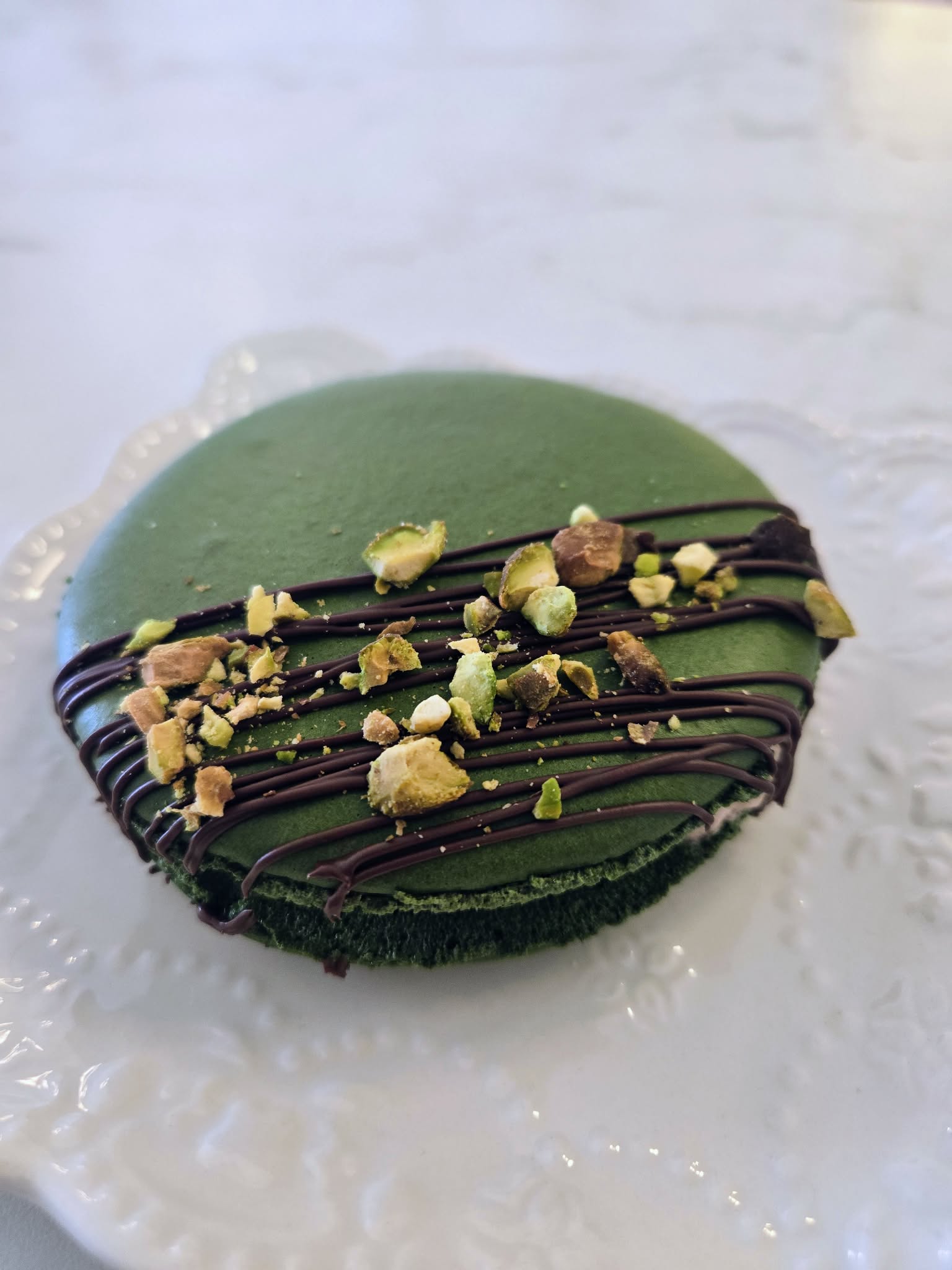 Dubai Chocolate Macaron