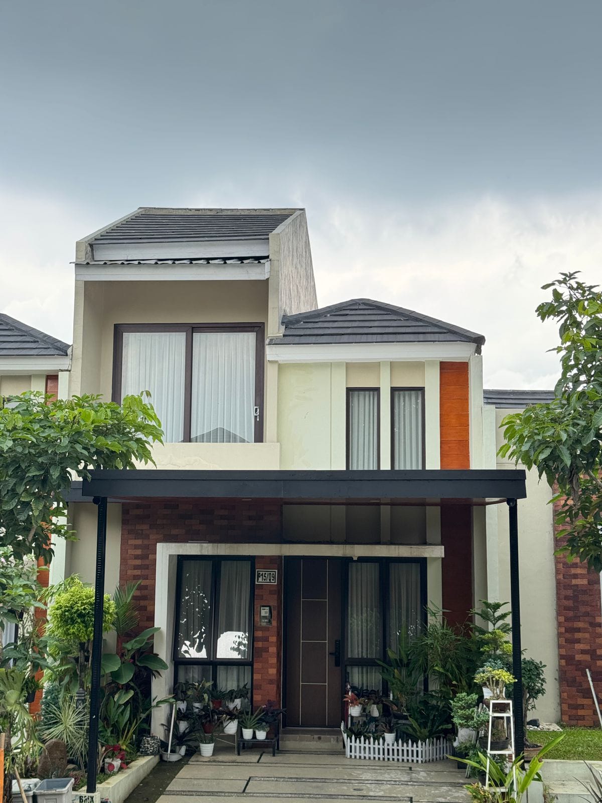 Dijual Rumah 2 Lantai Siap Huni di Citra Sentul Raya Cluster Danube – 3 Kamar Tidur, Lokasi Strategis