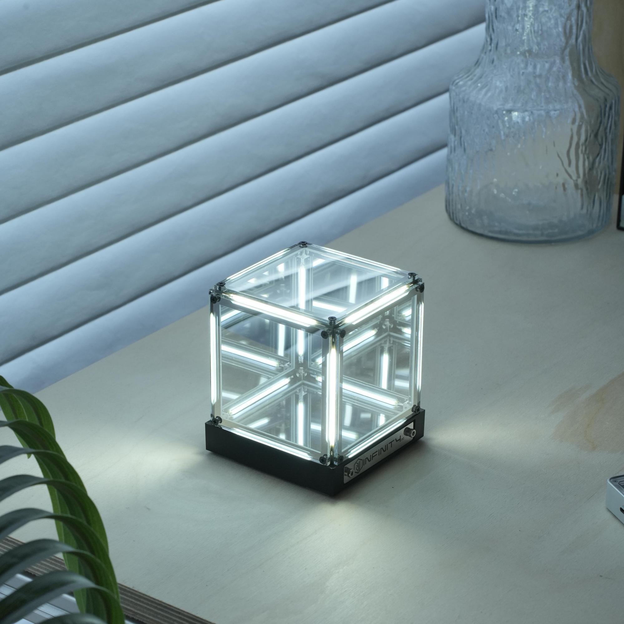 Deep-sea lamp Small cubes ，endless vibes