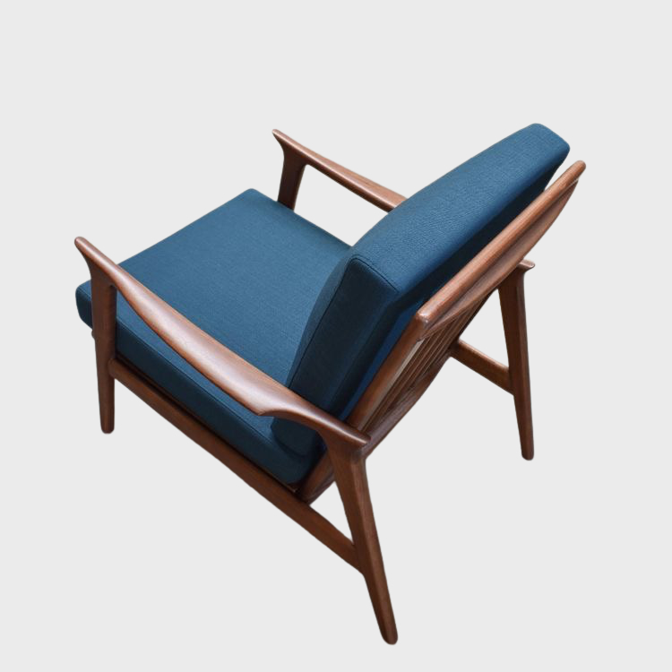 Mid-century Lounge Chair