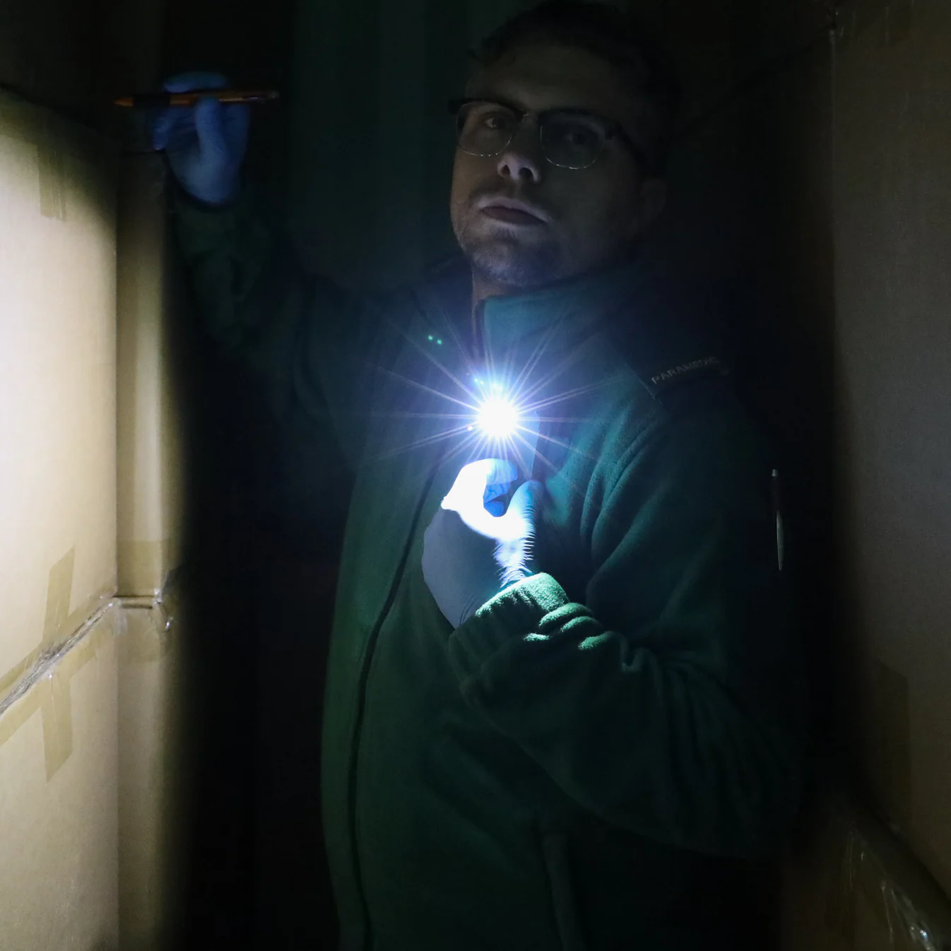 Clip-on Torch With Dual LED - Black