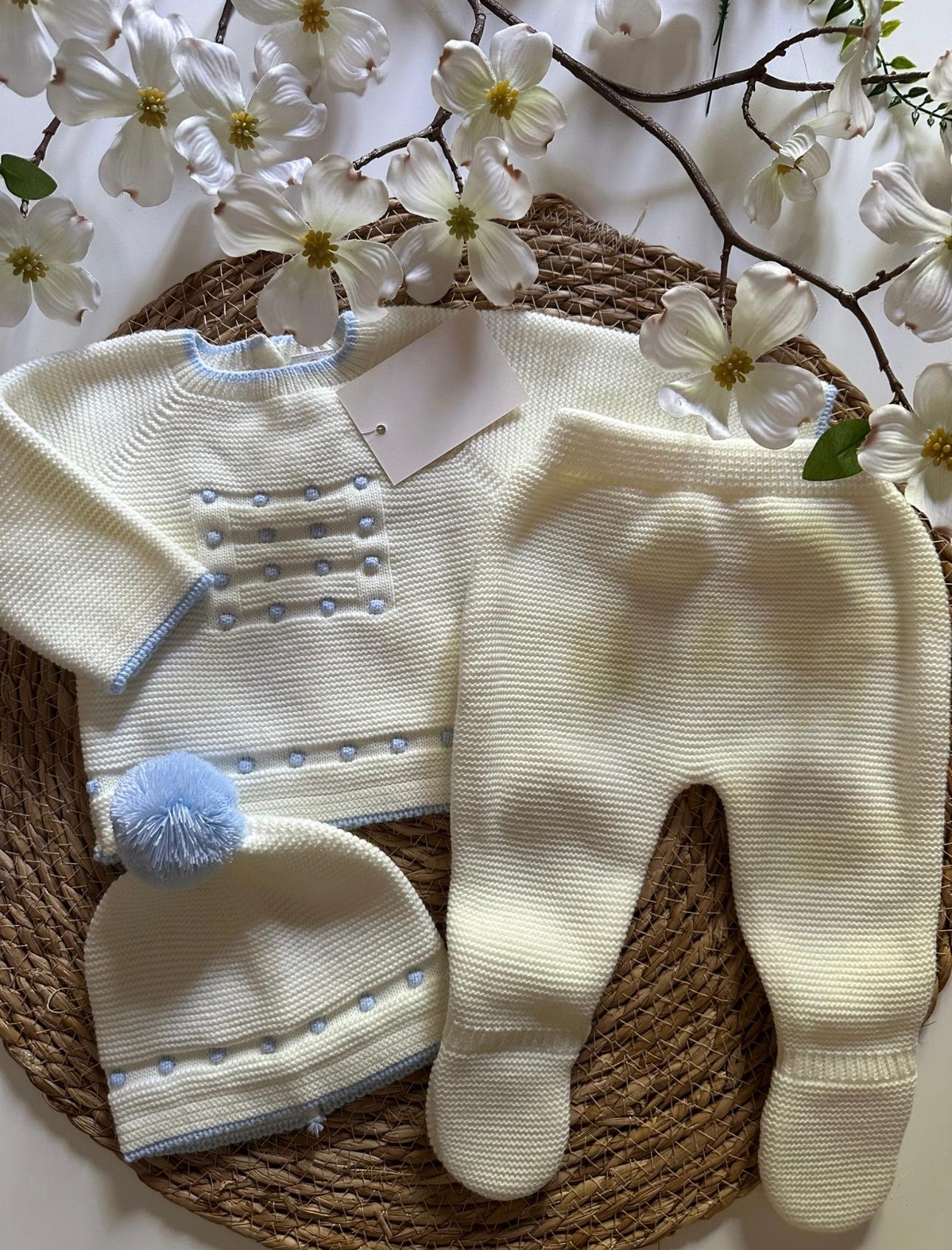 CONJUNTO PRIMERA POSTURA