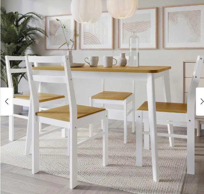 Table & 4 Chairs