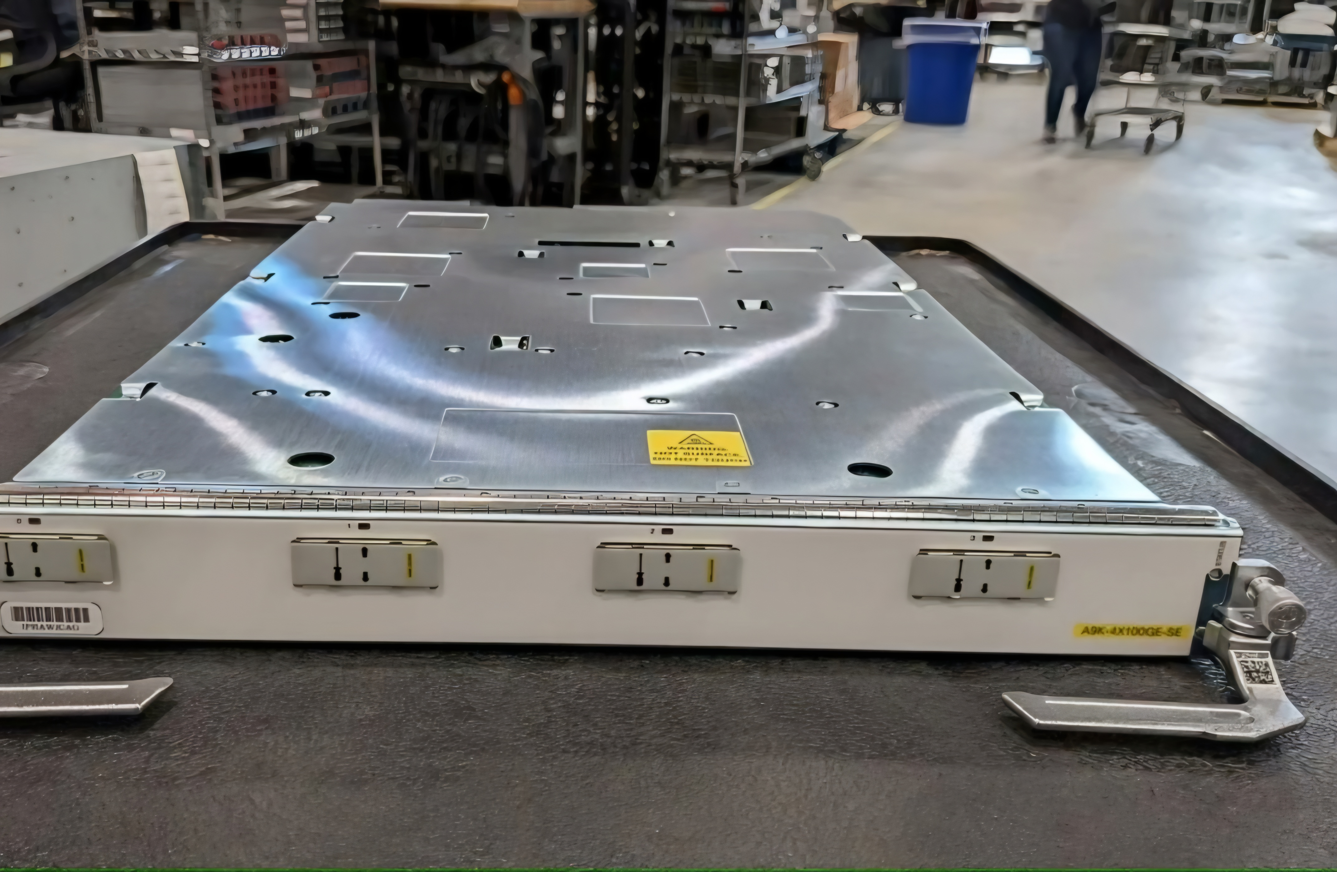 CISCO REF-A9K-4X100GE-SE  3th Line card used