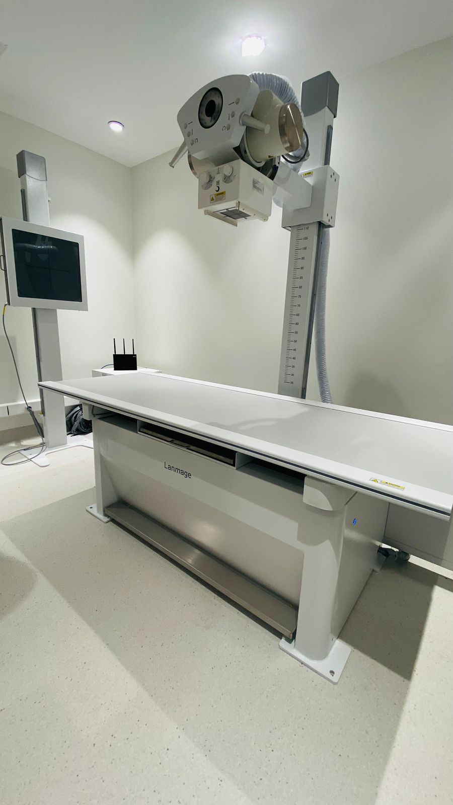 Table de radiographie médicale