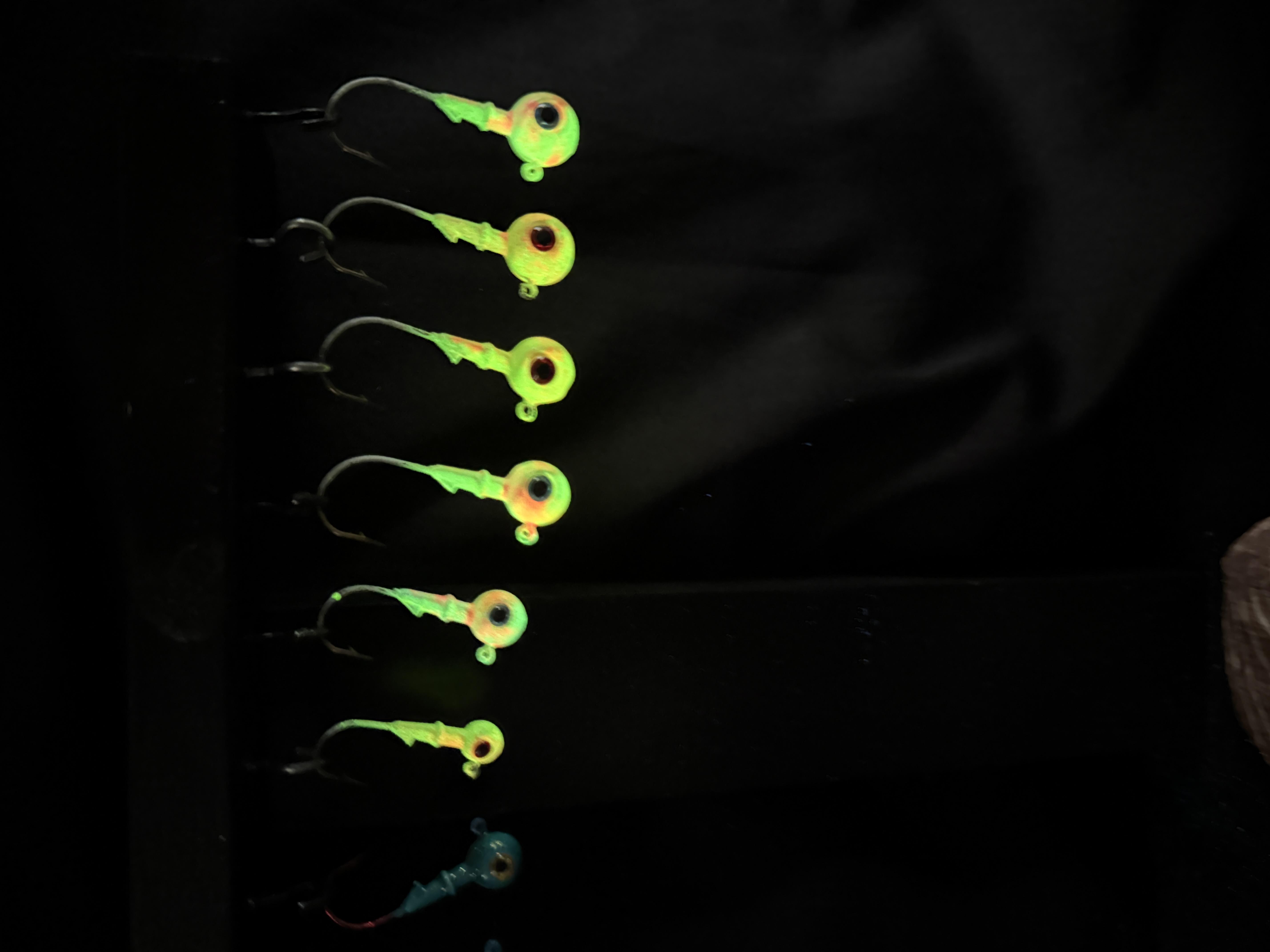 B&B GLow Round Eye Jig Heads