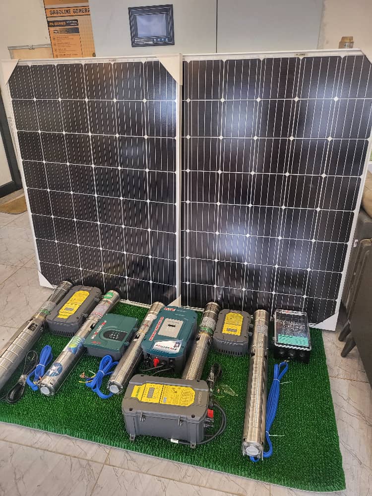 Système de pompage d'eau à énergie solaire