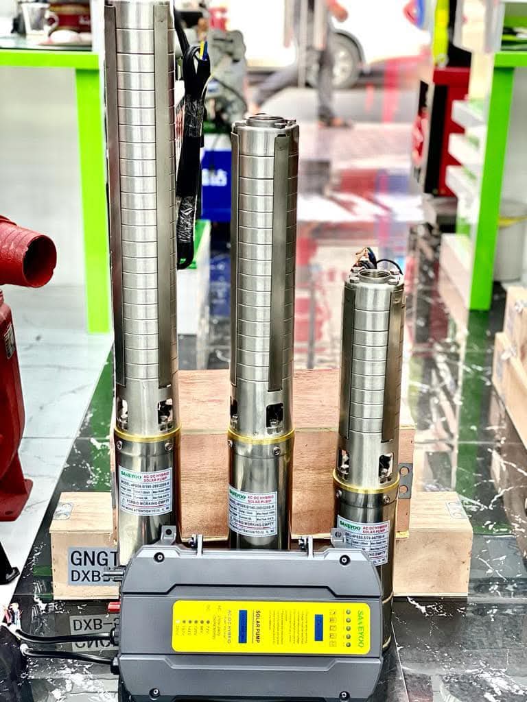 Système de pompage d'eau à énergie solaire