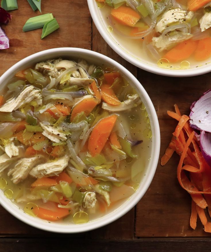 Soupe au poulet et légumes