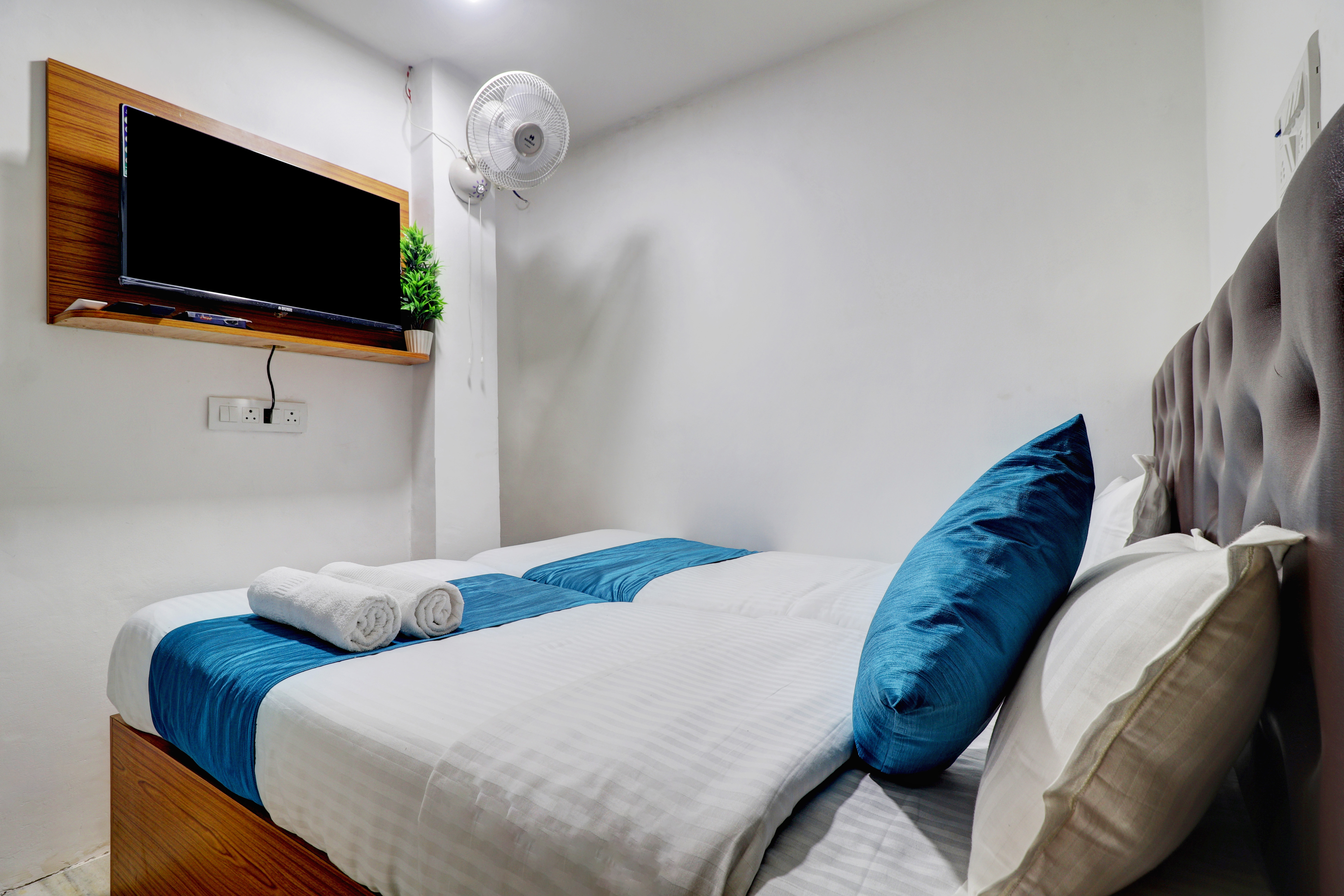 Airoli Raksha Residency 