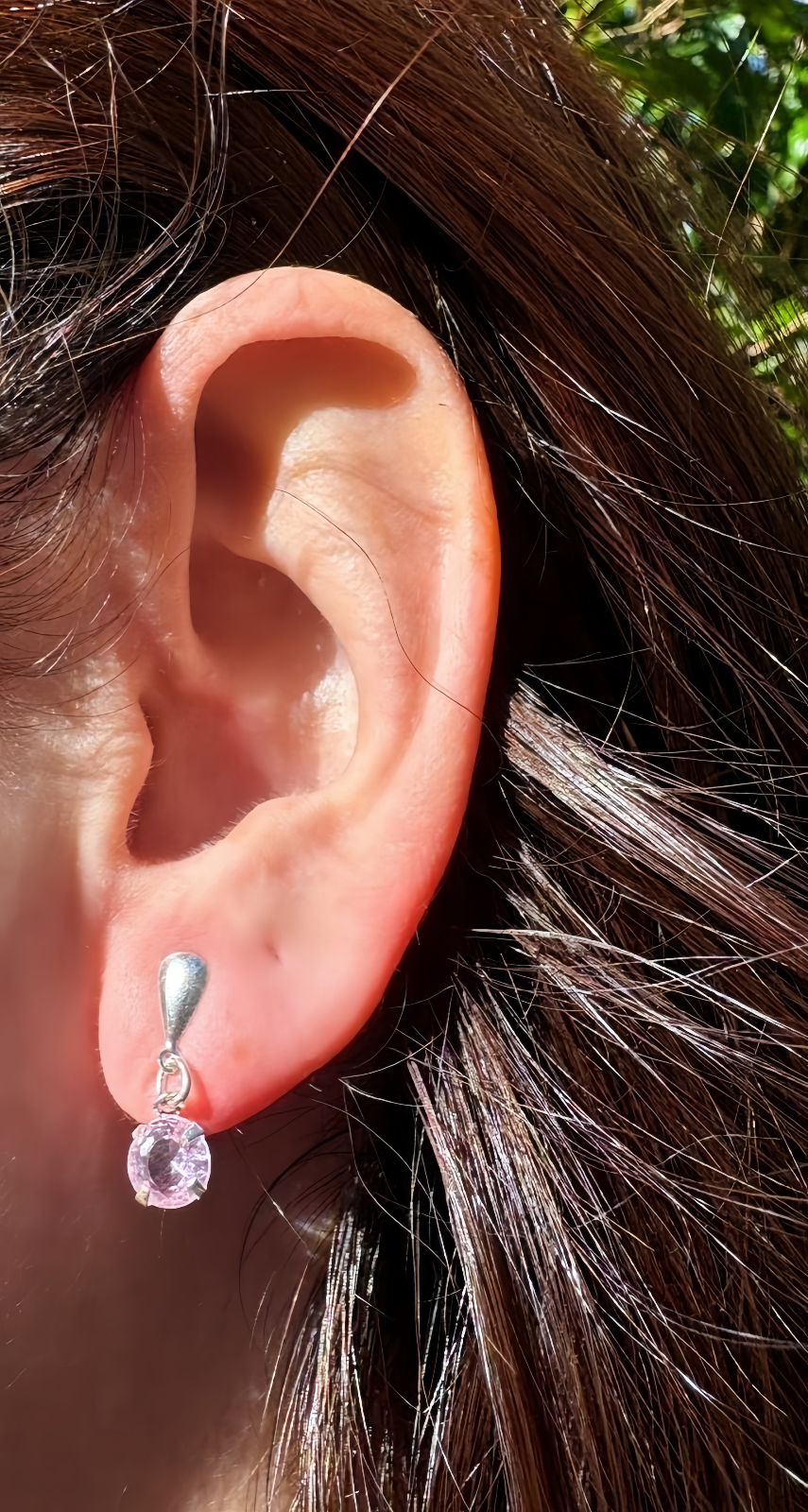 Brinco de prata com pedra rosa