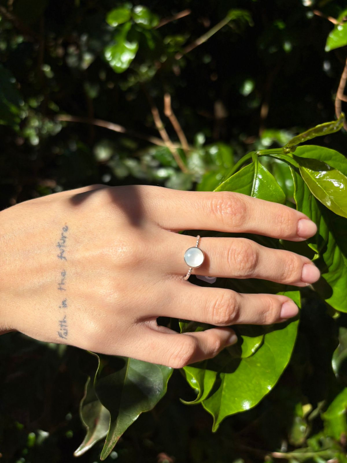 Anel de Prata com Madreperola