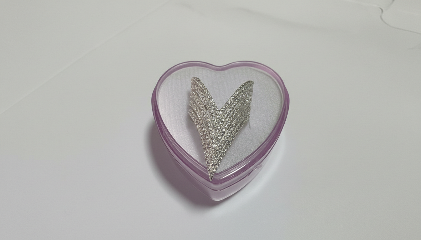 Anel de Prata com design em formato de "V"