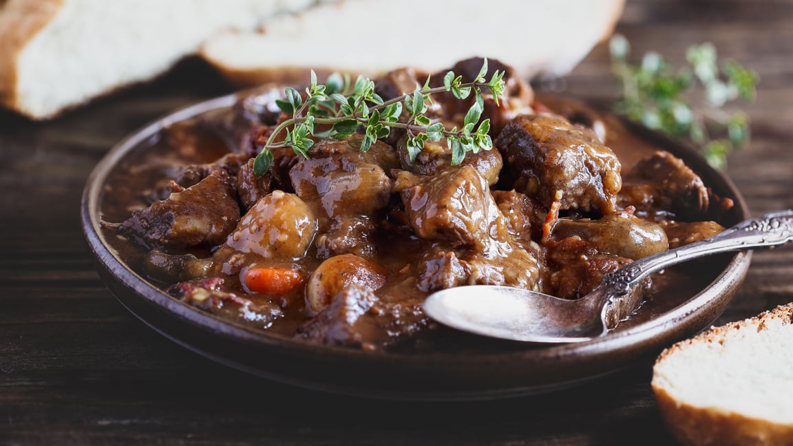 Civet de Cerf aux Griottes & Tagliattes aux Carottes et Haricots verts confits au Beurre